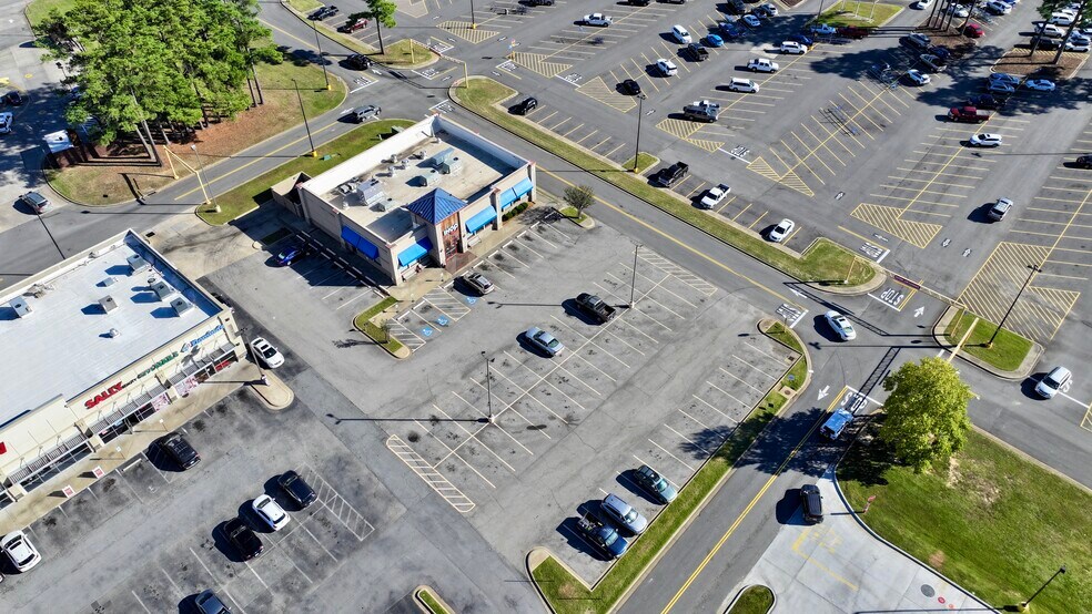 More Photos Of 3513 E Race Ave, Searcy Restaurant For Lease