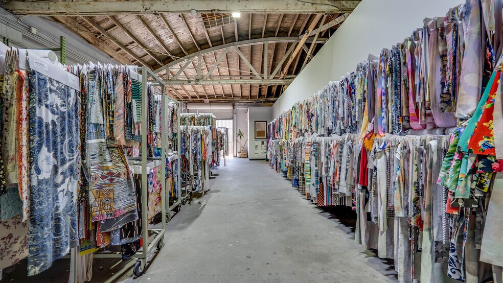 More Photos Of 3232 E Olympic Blvd, Los Angeles Warehouse For Sale