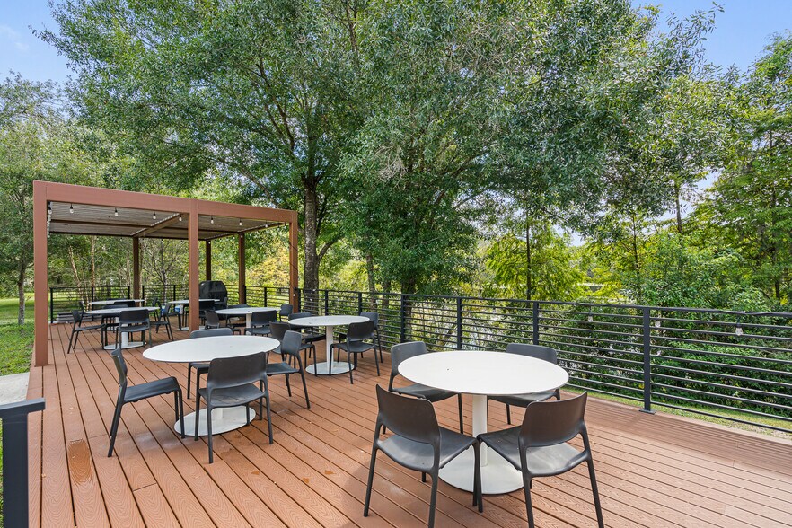 More Photos Of 12682-12690 Telecom Dr, Tampa Office For Sale