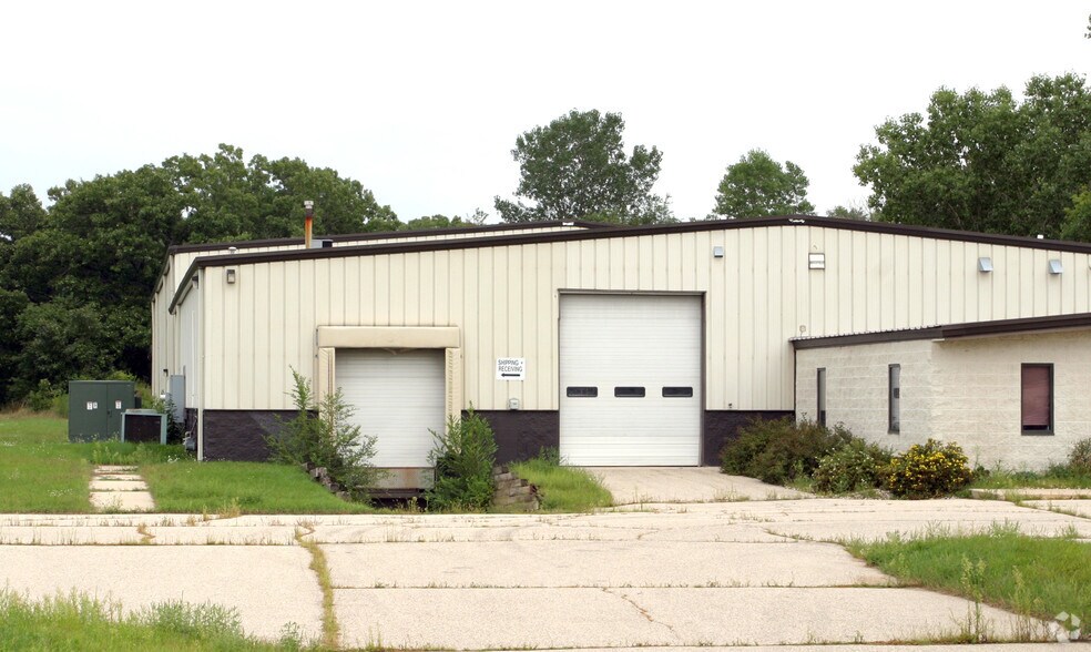 More Photos Of 2080 Energy Dr, East Troy Manufacturing For Lease