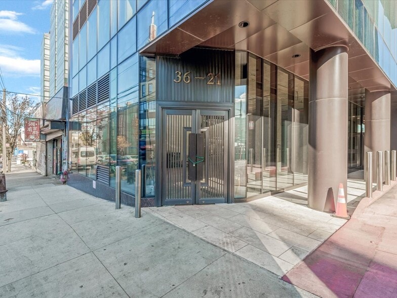 More Photos Of 36-21 Prince st, Flushing General Retail For Lease