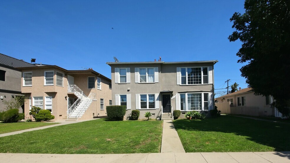 More Photos Of 2620 S Barrington Ave, Los Angeles Apartments For Sale