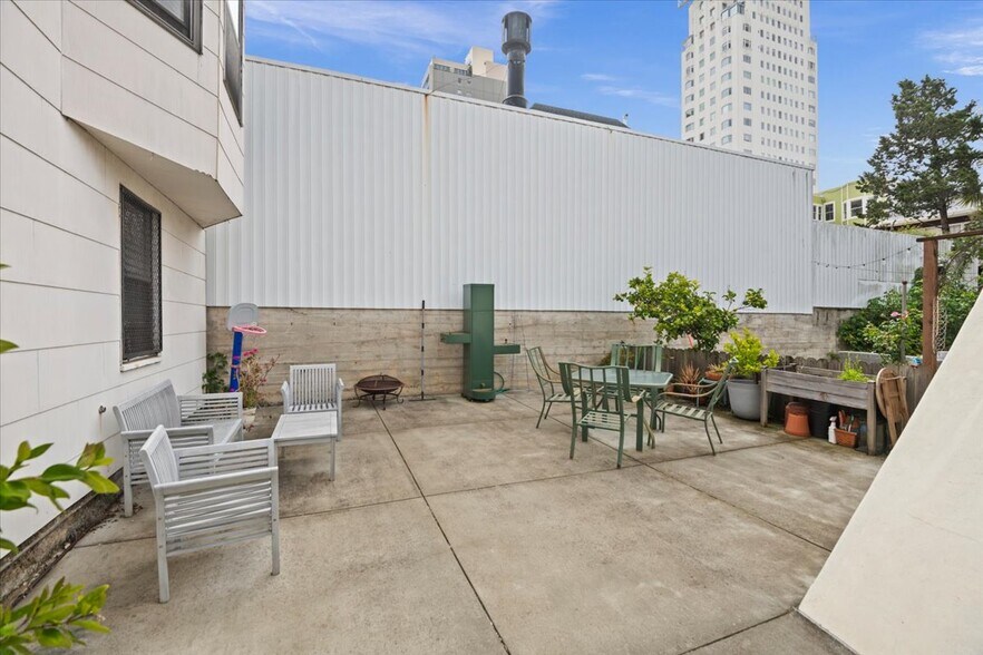 More Photos Of 1159-1169 Union St, San Francisco Apartments For Sale