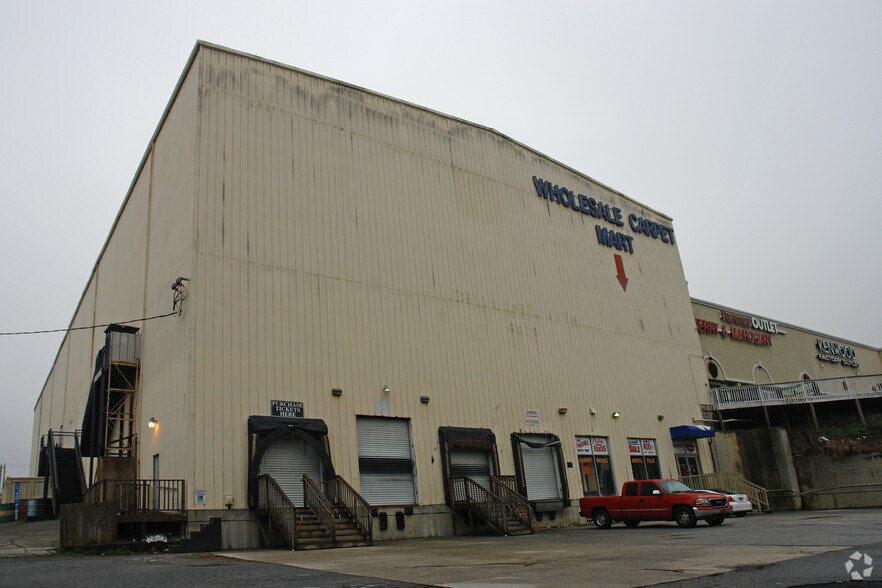 More Photos Of 6624 Dawson Blvd, Norcross Industrial For Sale