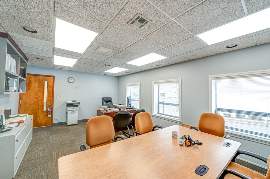 More Photos Of 57 Old Country Rd, Westbury Office For Sale