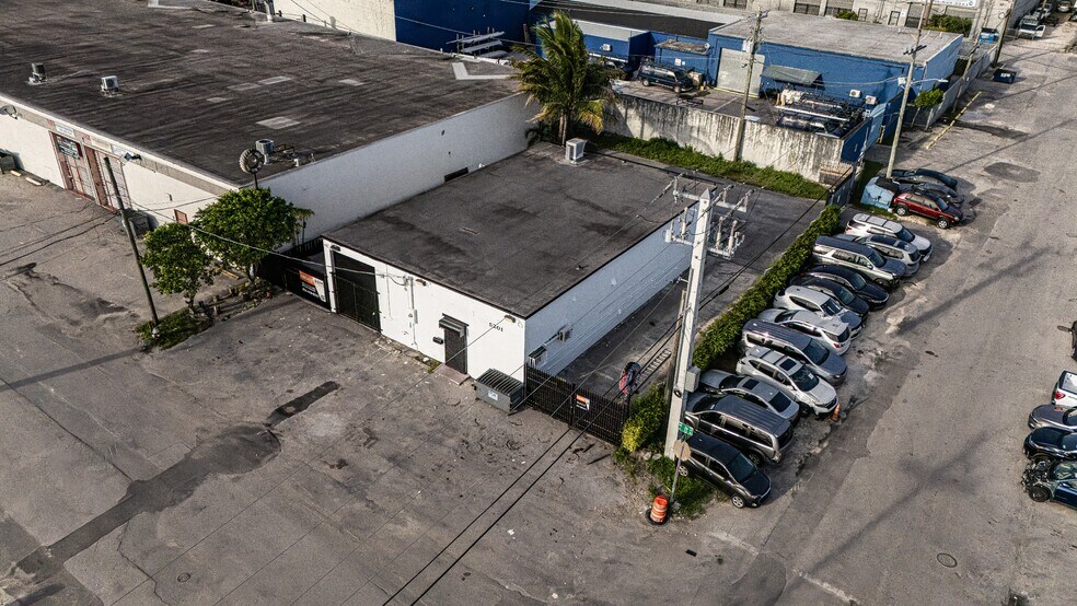 Primary Photo Of 5201 NW 36th Ave, Hialeah Light Manufacturing For Lease