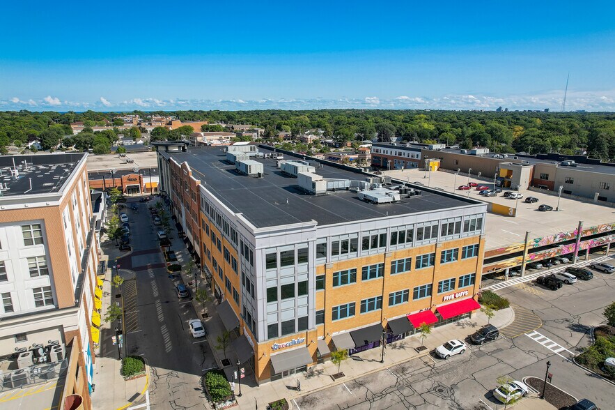 More Photos Of 5900 N Port Washington Rd, Glendale Unknown For Lease