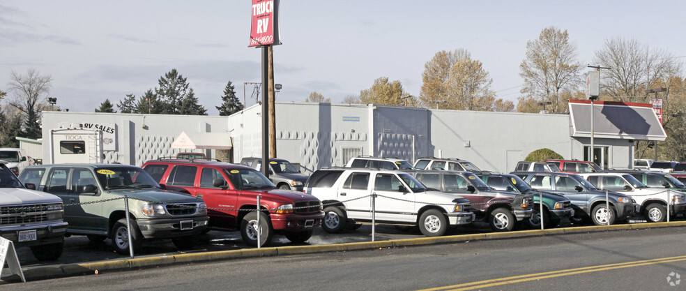 Primary Photo Of 1806 River Rd E, Puyallup Auto Dealership For Sale