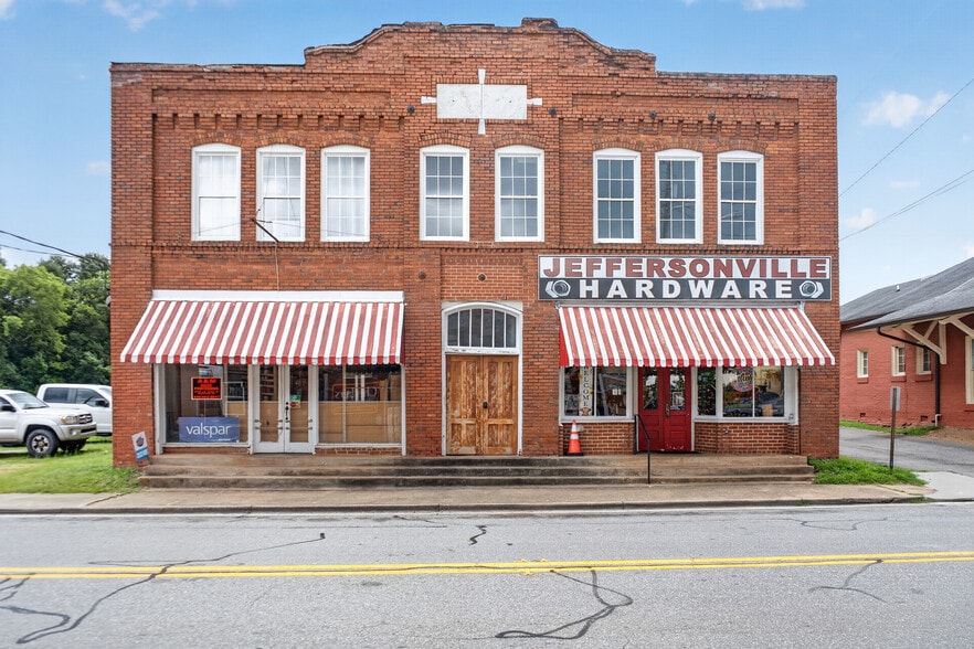 More Photos Of 36 Church St N, Jeffersonville Light Manufacturing For Sale