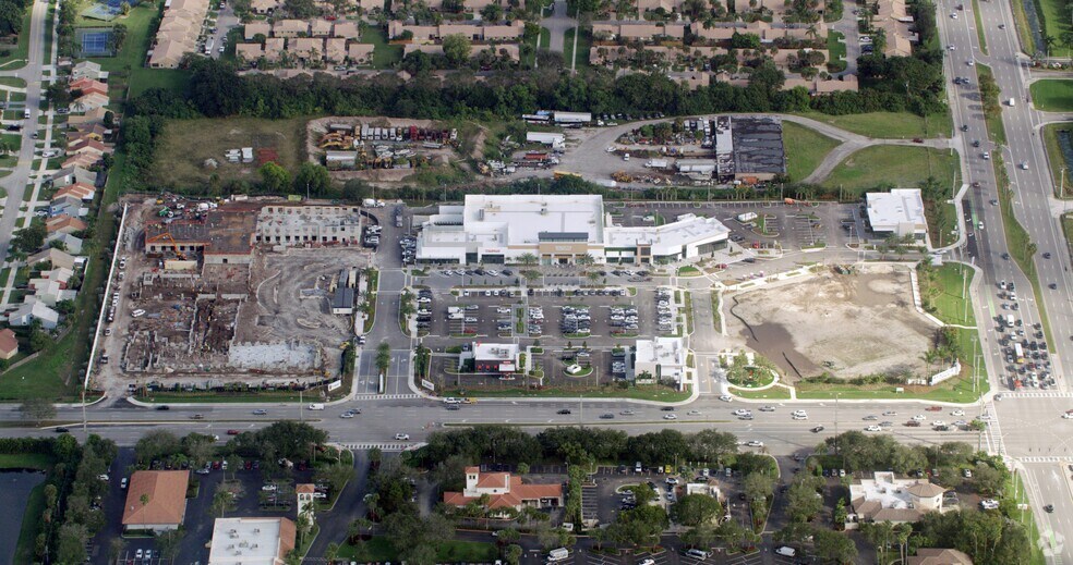 More Photos Of 9828-9884 S Jog Rd, Boynton Beach, Boynton Beach Supermarket For Lease