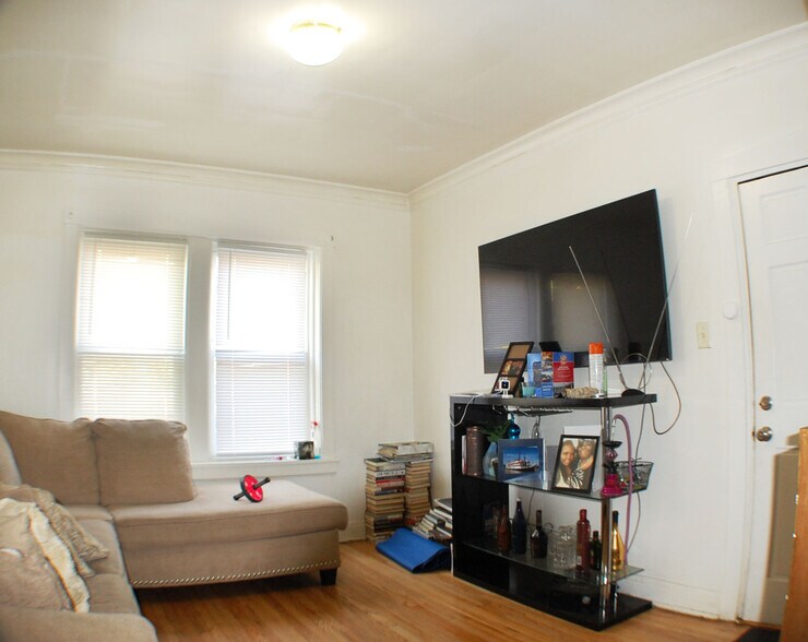 More Photos Of 1135-1141 N Lamon Ave, Chicago Apartments For Sale