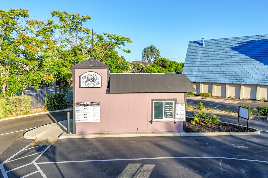 More Photos Of 2405 Hilltop Dr, Redding Medical For Sale