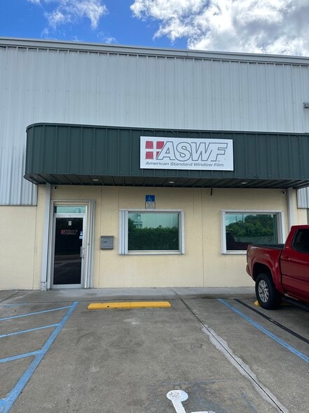 More Photos Of 161 Commerce Rd, Boynton Beach Warehouse For Sale