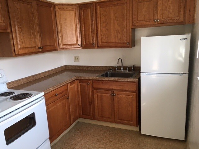 More Photos Of 1101 Broadway St, East McKeesport Apartments For Sale