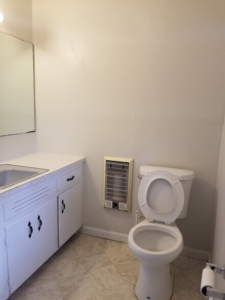 More Photos Of 8849 Chapel Hill Rd, Cary Apartments For Sale
