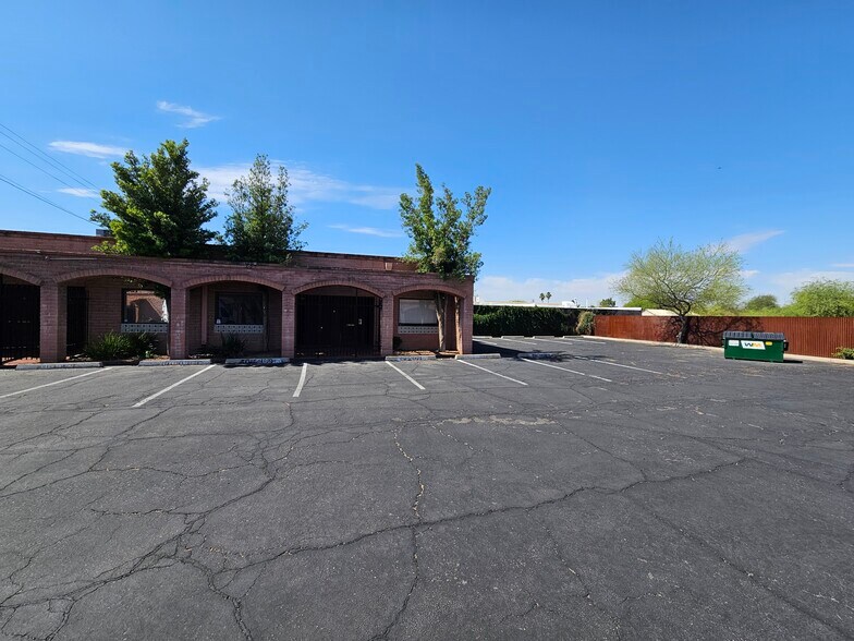 More Photos Of 3045 N 1st Ave, Tucson Office For Lease