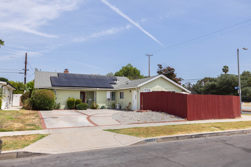 More Photos Of 6402 Graves Ave, Van Nuys Apartments For Sale