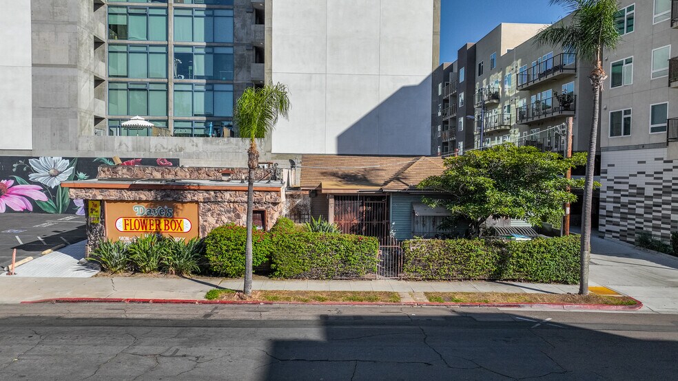 More Photos Of 2401 El Cajon Blvd, San Diego General Retail For Sale