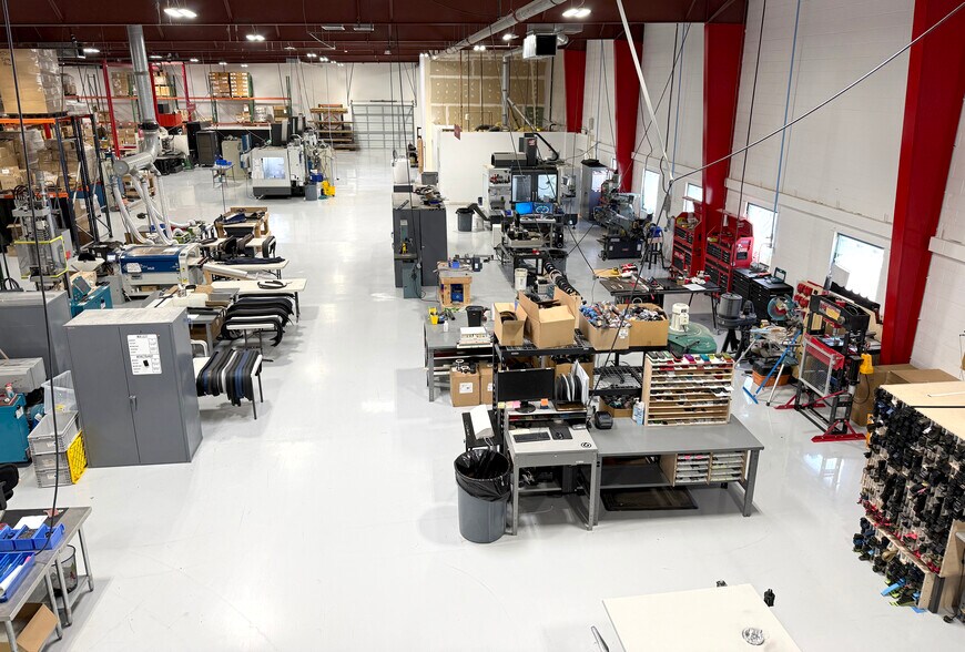 More Photos Of 7037 S High Tech Dr, Midvale Manufacturing For Sale