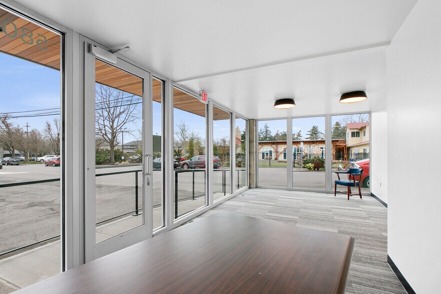 More Photos Of 5805 SW Hood Ave, Portland Warehouse For Lease