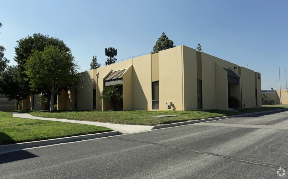 2700 Little Mountain Dr, San Bernardino, CA 92405 For Lease