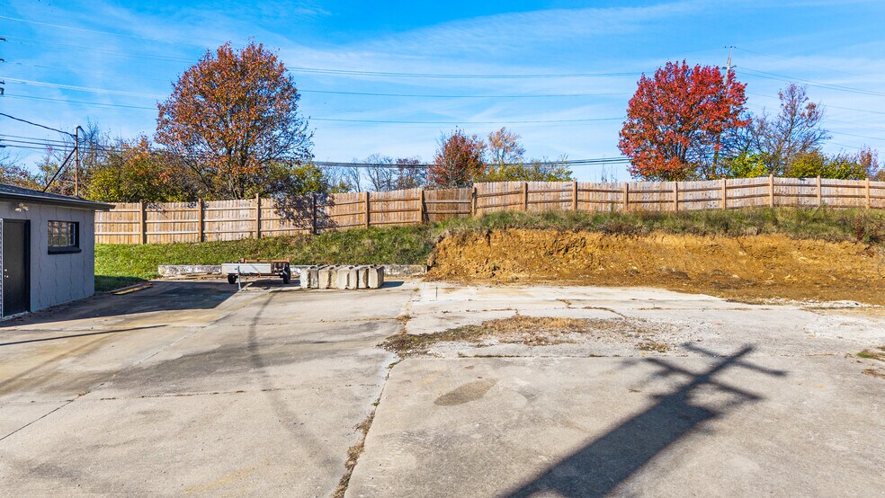 More Photos Of 260 Old Nicholson Rd, Walton Warehouse For Sale