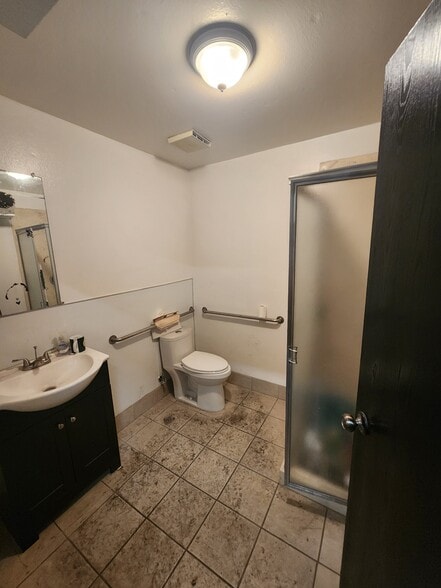 More Photos Of 52 N Central Ave, Upland Warehouse For Sale