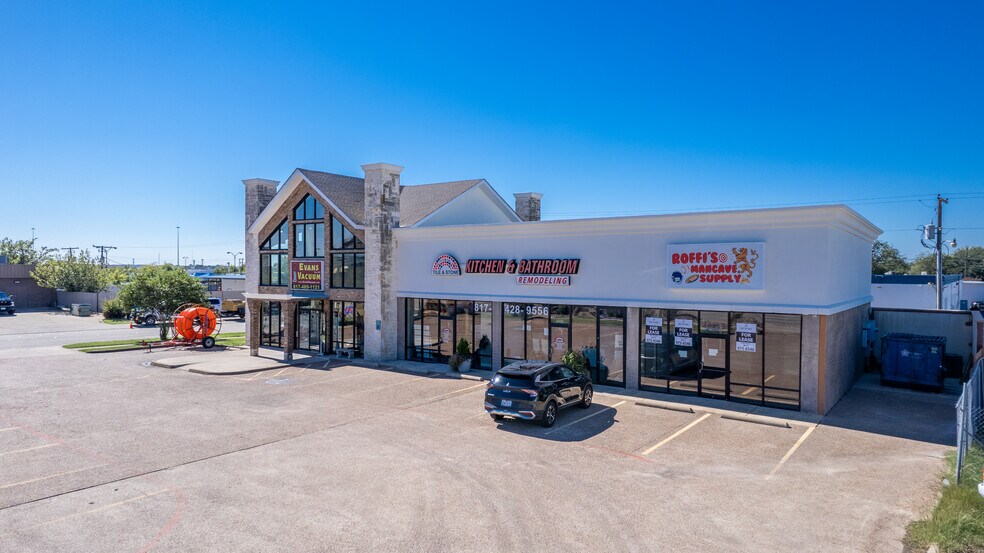 More Photos Of 5101 Davis Blvd, North Richland Hills Freestanding For Lease