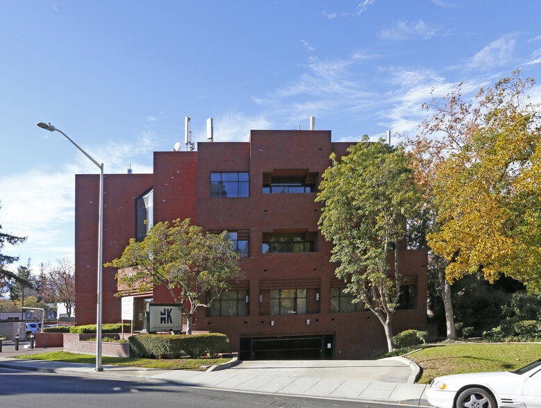 More Photos Of 100 Saratoga Ave, Santa Clara Office For Lease