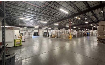 More Photos Of 458 2nd Ave, Tiffin Manufacturing For Sale
