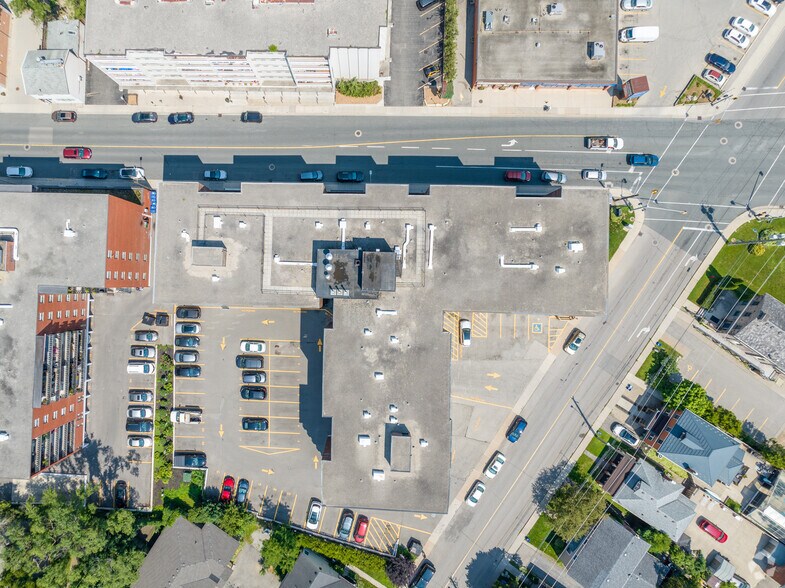 More Photos Of 50 King St E, Hamilton Apartments For Lease