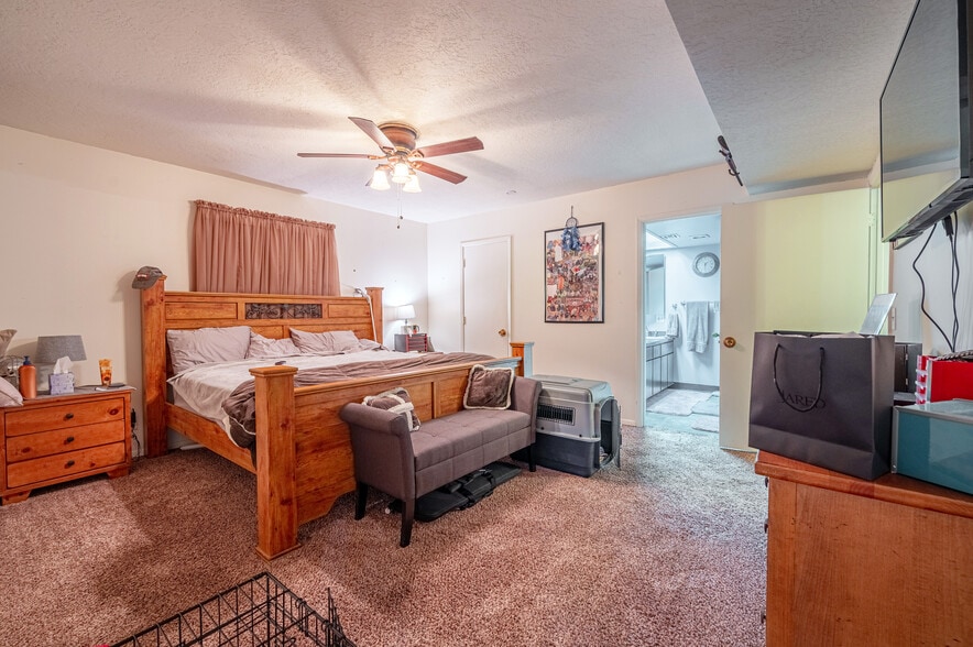 More Photos Of 1832 W Polk St, Phoenix Auto Repair For Sale