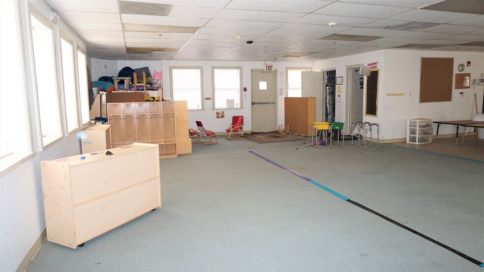 More Photos Of 2589 Tilson Rd, Decatur Religious Facility For Lease