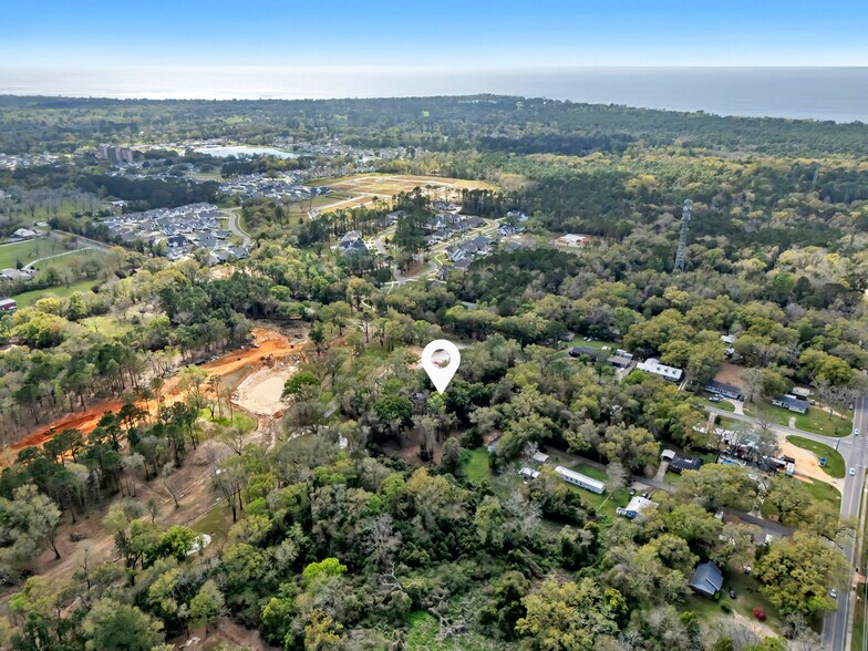 More Photos Of 18874 Section St, Fairhope Restaurant For Sale