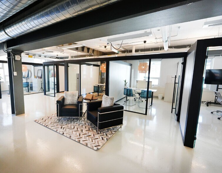 More Photos Of 550 Bayview Ave, Toronto Office For Lease