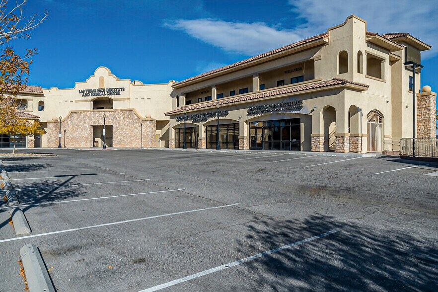 More Photos Of 7175 N Durango Dr, Las Vegas Medical For Lease
