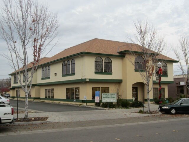 More Photos Of 35 E 10th St, Tracy Office For Lease