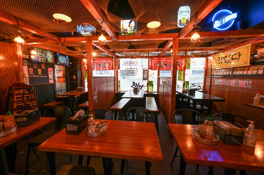 More Photos Of 8503 Baltimore Ave, College Park Restaurant For Lease