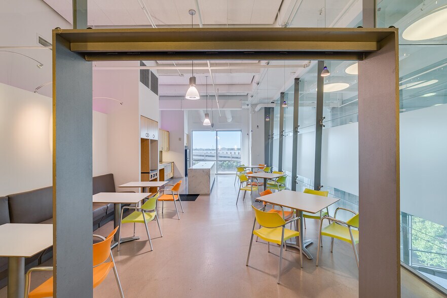 More Photos Of 2505 N Plano Rd, Richardson Office For Lease