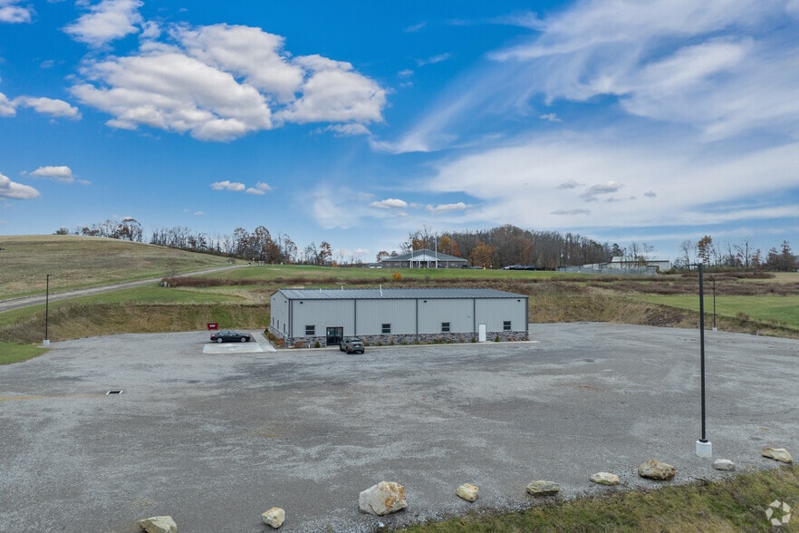 Primary Photo Of 100 Parkview Drive Ext, Kittanning Light Distribution For Sale