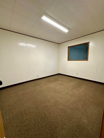 More Photos Of 612 Buena Vista Ave, Stockton Warehouse For Lease