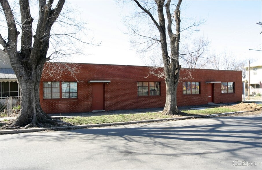 Primary Photo Of 2700 Jarboe St, Kansas City Warehouse For Lease