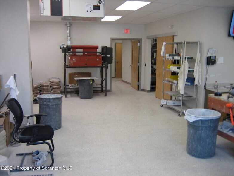 More Photos Of 316 Main St, Dickson City Medical For Sale