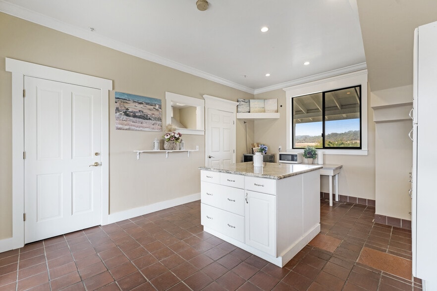 More Photos Of 1258 San Andreas Rd, La Selva Beach Hospitality For Sale