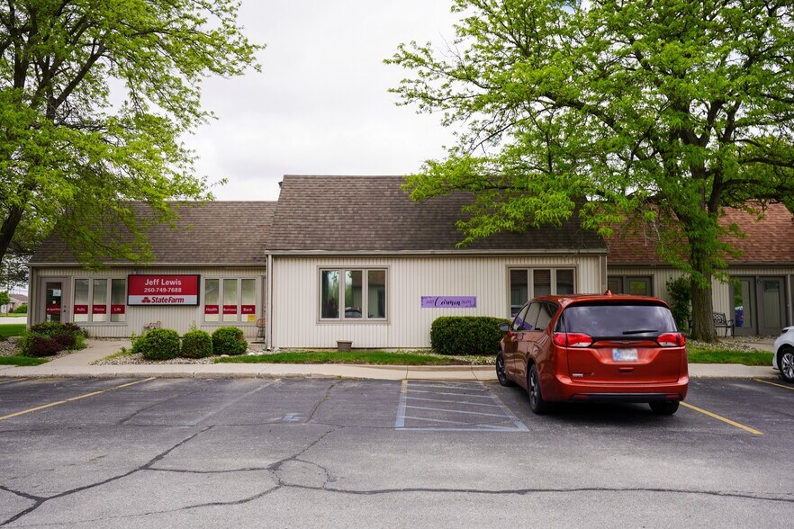 More Photos Of 6038 E State Blvd, Fort Wayne Office For Lease