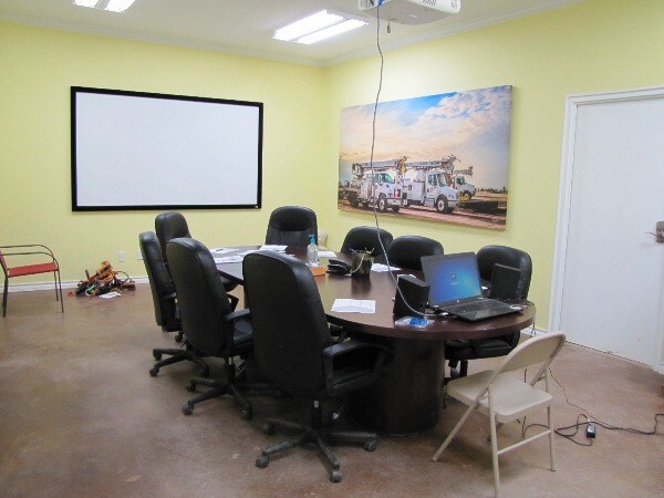 More Photos Of 4231 County Road 230, Snyder Warehouse For Lease