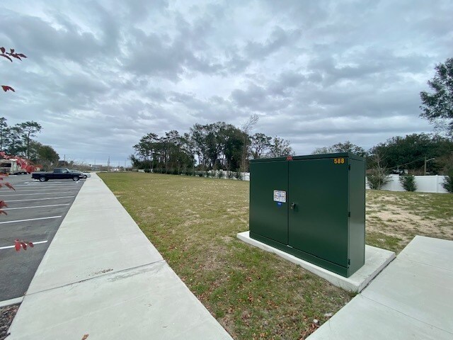 More Photos Of 576 Saint Johns Bluff Rd N, Jacksonville Industrial For Lease