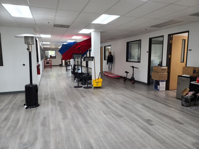 More Photos Of 2397 Bateman Ave, Duarte Warehouse For Lease