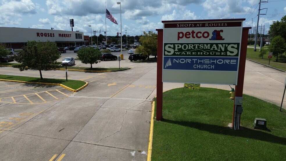 More Photos Of 300 Kensington Blvd, Slidell Freestanding For Sale