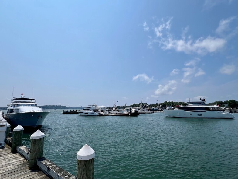 More Photos Of 110 Front St, Greenport Freestanding For Lease